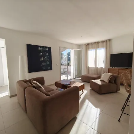 Cosy Riviera With Terrace Near The * Saint-Raphaël