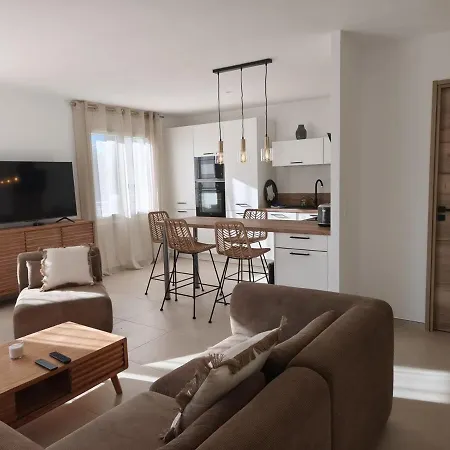 Cosy Riviera With Terrace Near The Apartment Saint-Raphael (Var)