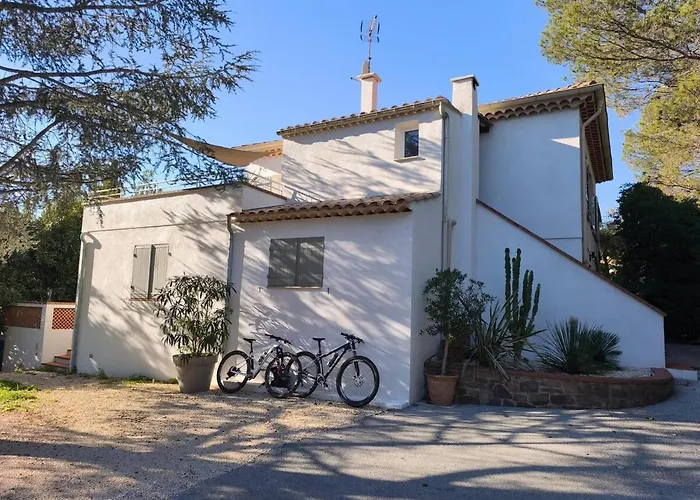 Apartment Cosy Riviera With Terrace Near The