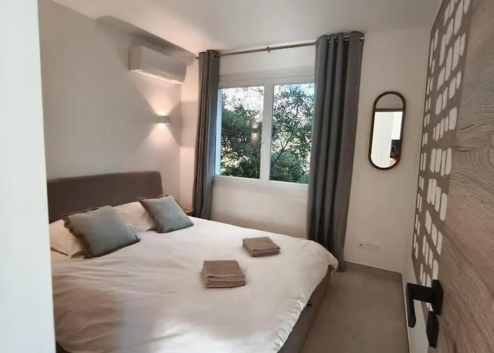 Cosy Riviera With Terrace Near The Apartment