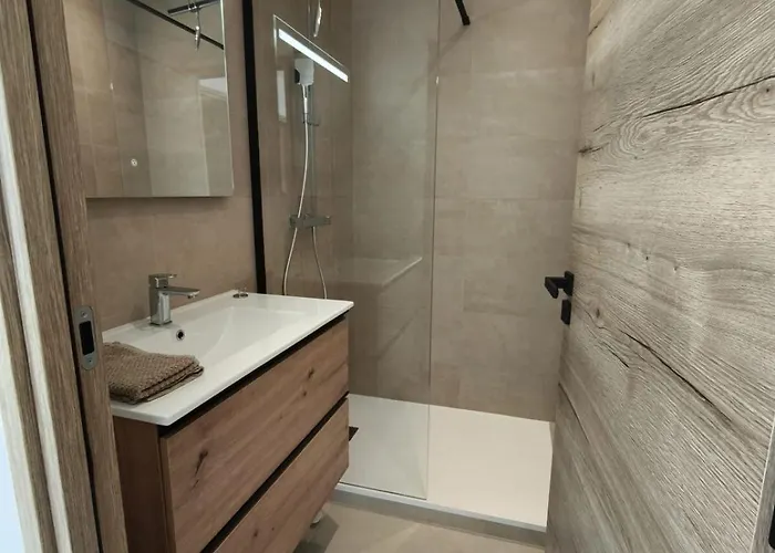 Cosy Riviera With Terrace Near The Apartment Saint-Raphael (Var)